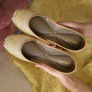 Designer Punjabi Juttis for Women: Remarkable Collections for you - Coral Haze