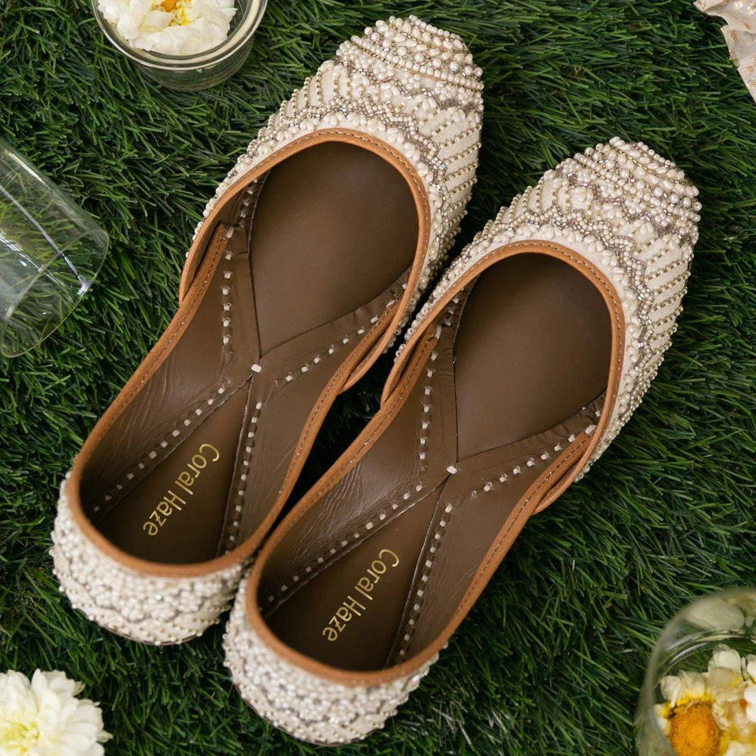 Elevate Your Casual Chic: Pairing Punjabi Juttis with Jeans - Coral Haze