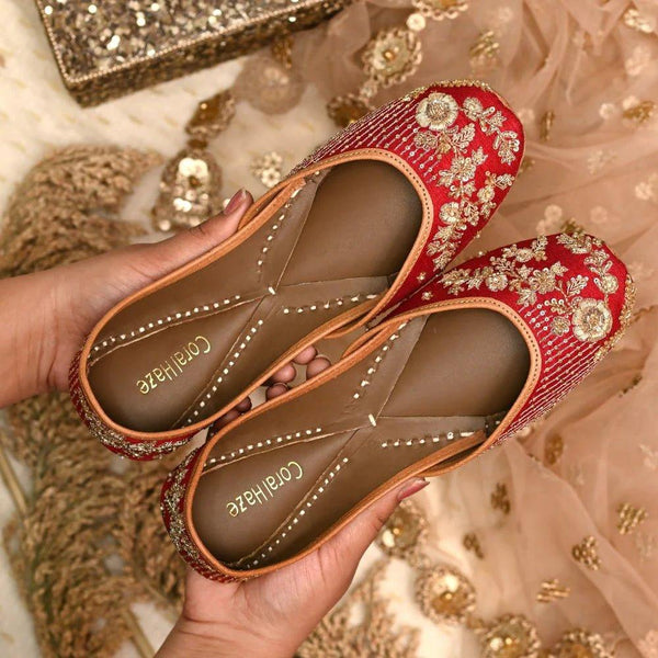 Juttis for Bridal Wear: Elevate Your Wedding Style - Coral Haze