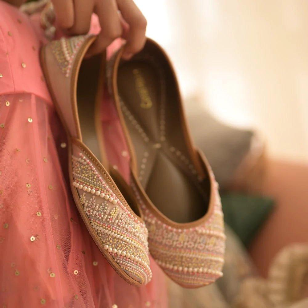 stylish jutti for girl