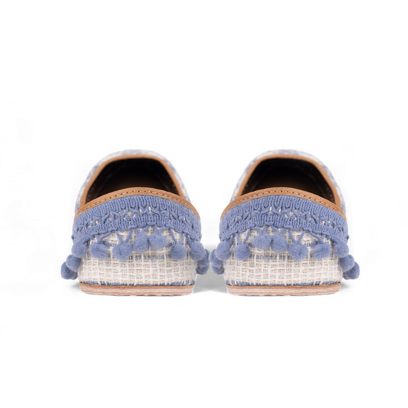 lace detailing
