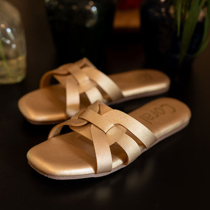 Adele in Gold