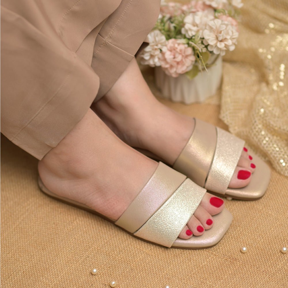 CAICJ98 Womens Sandals Women's Strappy Ankle Wrap Buckle Fashion Flat  Sandals,Silver - Walmart.com